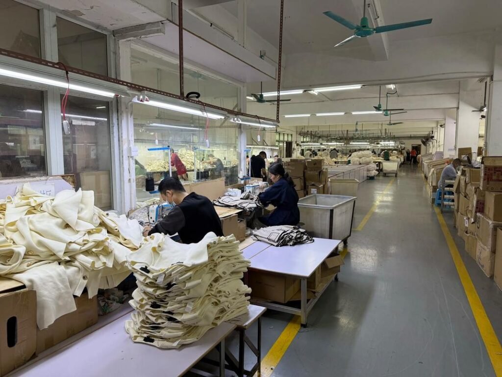 As a premier knitwear factory nestled in Dalang, Dongguan — the heart of China's knitting industry — we offer more than just manufacturing. We provide seamless OEM/ODM services, supported by a mature and efficient local supply chain. This allows us to deliver exceptional quality, competitive pricing, and reliable turnaround times for global brands seeking a trusted partner.