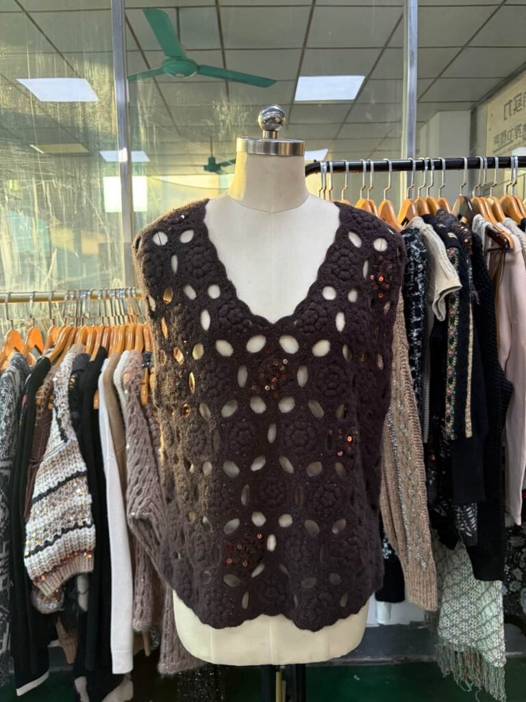 Vintage style luxury cashmere crochet sequin vest